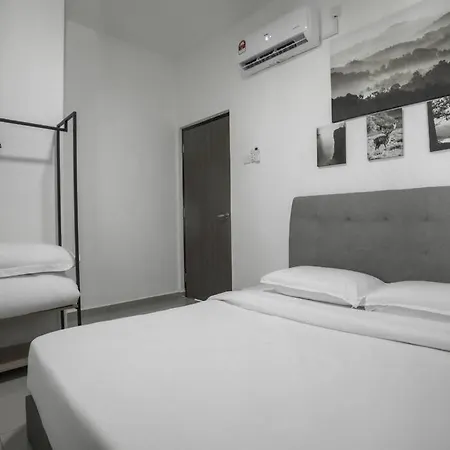 Crystal Luxury House 高级水晶屋 Near Jonker Street Apartment Malacca Exterior photo