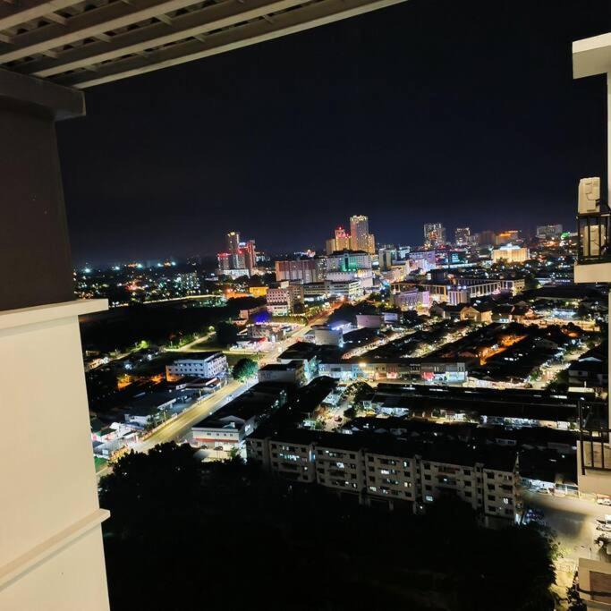 Crystal Luxury House 高级水晶屋 Near Jonker Street Apartment